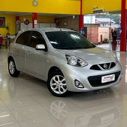 NISSAN MARCH 1.6 SV 16V FLEXSTART 4P XTRONIC NISSAN MARCH 1.6 SV 16V FLEXSTART 4P XTRONIC
